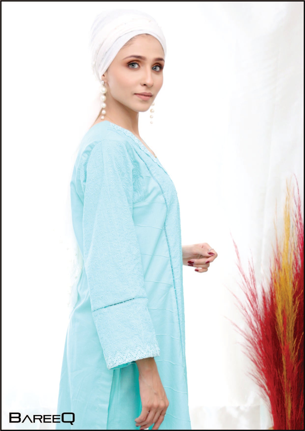 Chikan-Kari Kurta with Trapped Trouser
