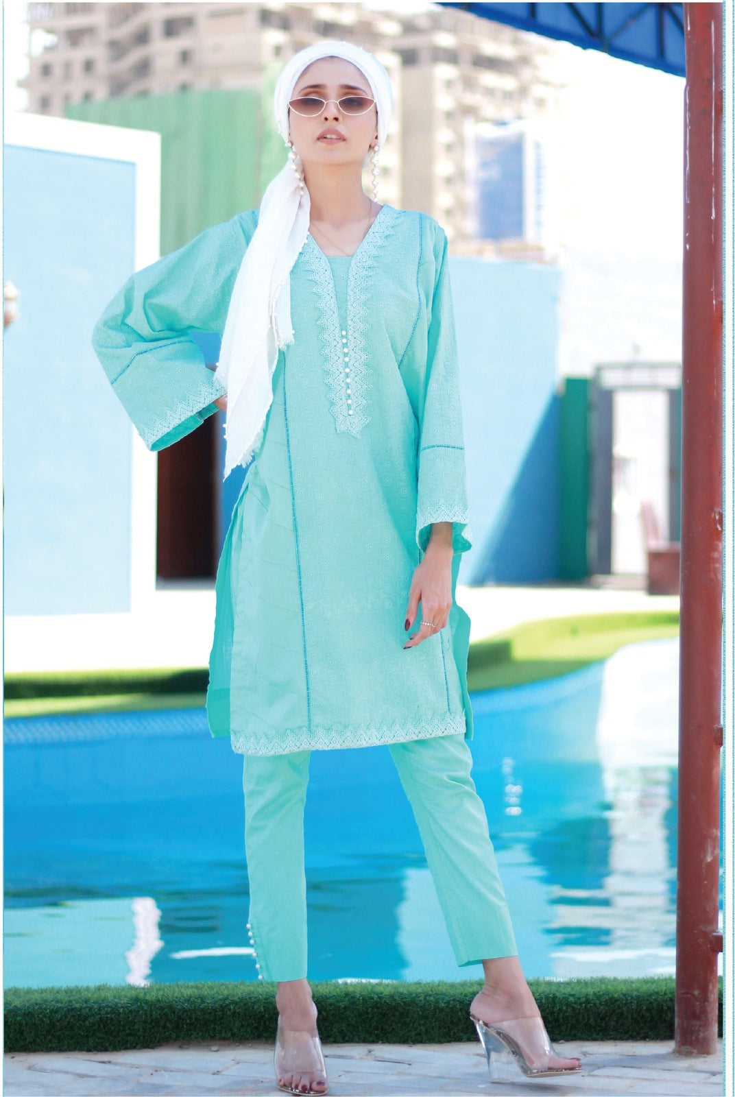 Chikan-Kari Kurta with Trapped Trouser