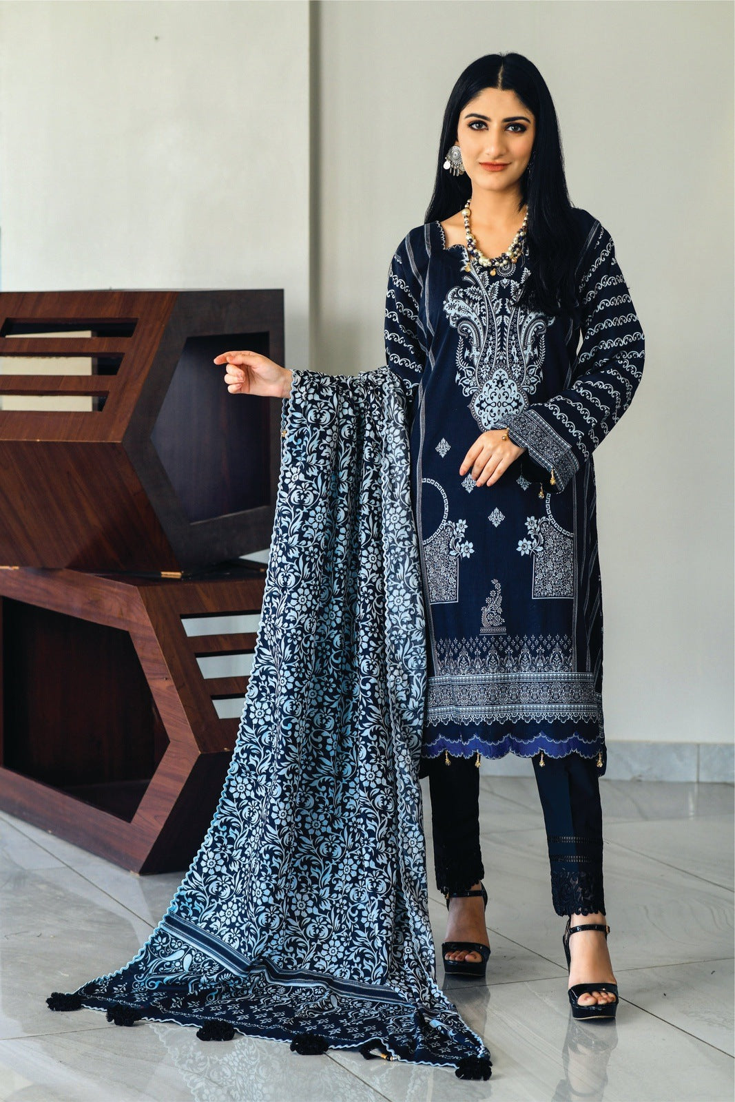 Black Printed Lawn – 2 PCS