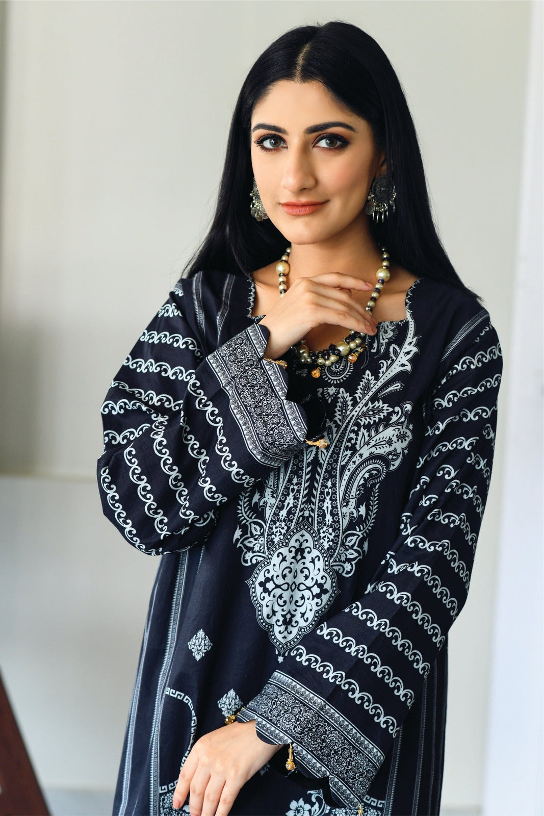 Black Printed Lawn – 2 PCS